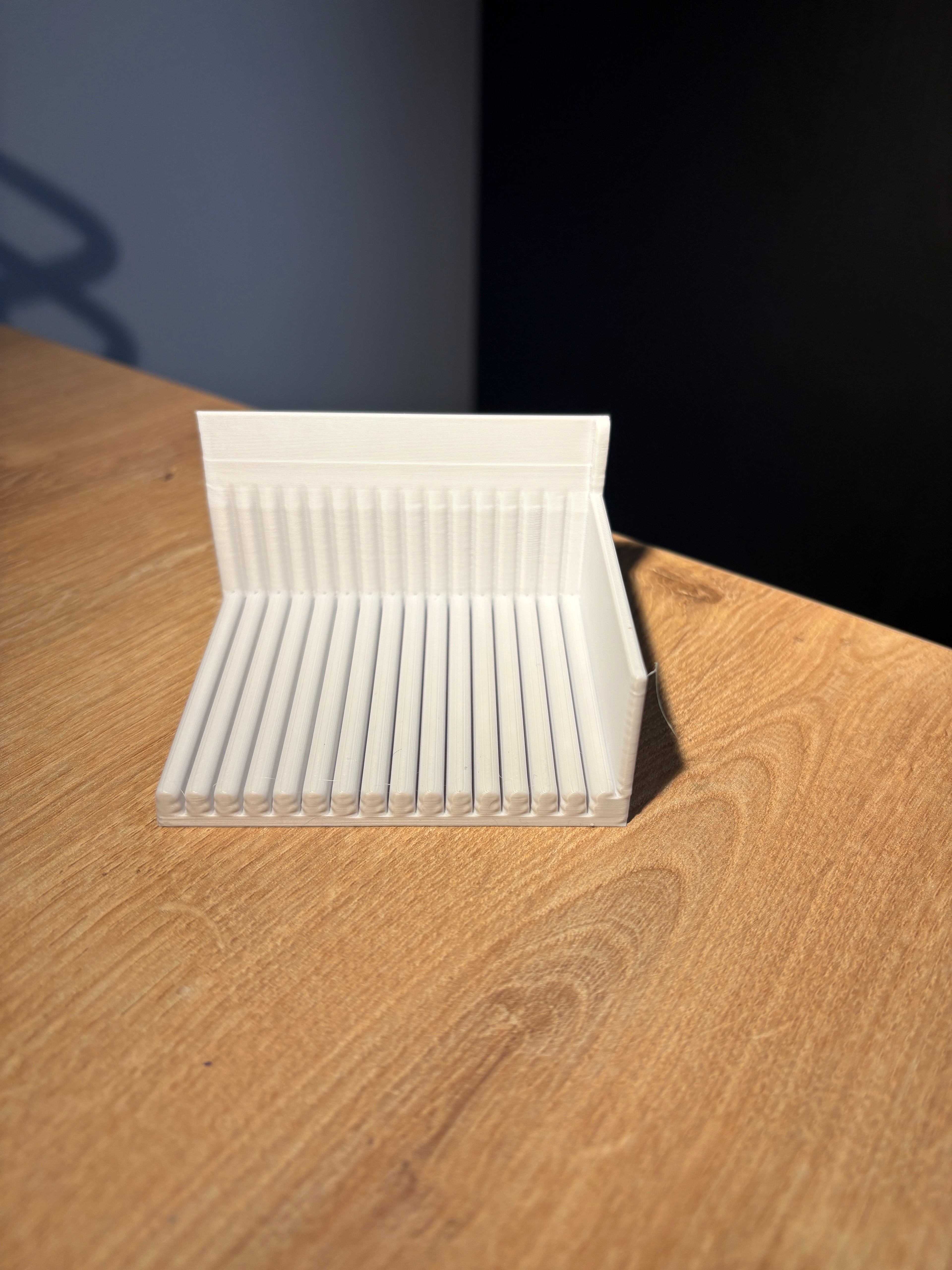 Desktop medicine holder / pill organizer - 3D printed